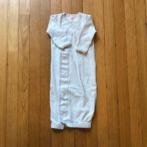 Magnetic Me Newborn gown